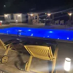 公寓 Deluxe Penthouse And Pool 塞拉耶佛