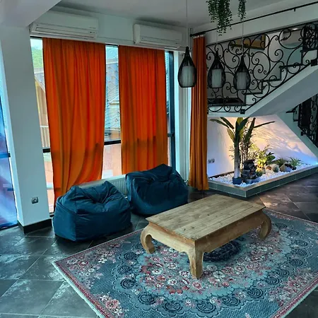 Lägenhet Deluxe Penthouse And Pool *