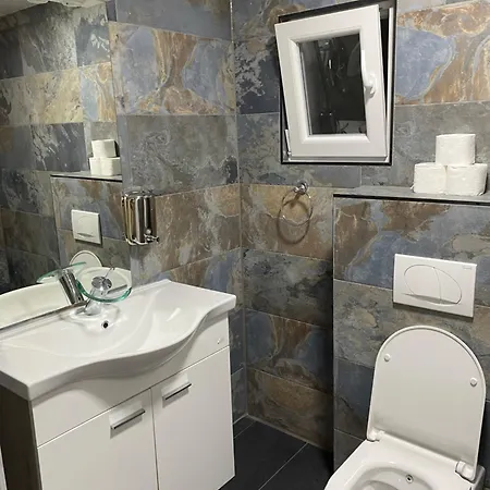 Deluxe Penthouse And Pool Lejlighed Sarajevo