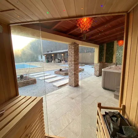 Apartamento Deluxe Penthouse And Pool Sarajevo