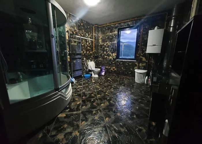 Deluxe Penthouse And Pool דירה