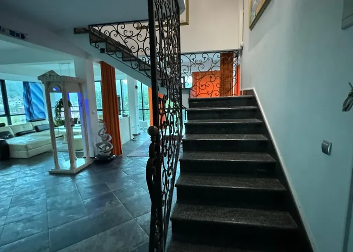 דירה Deluxe Penthouse And Pool סראייבו