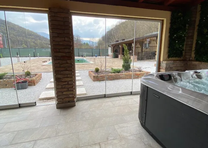 דירה Deluxe Penthouse And Pool סראייבו