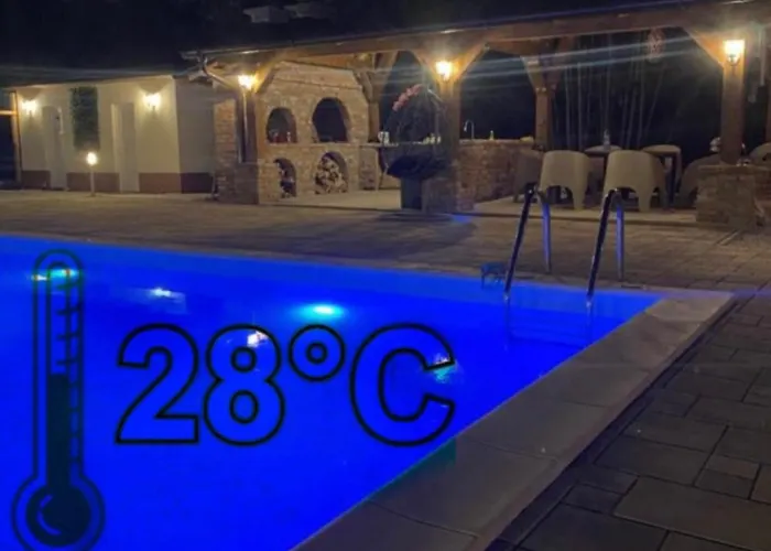 Lägenhet Deluxe Penthouse And Pool Sarajevo